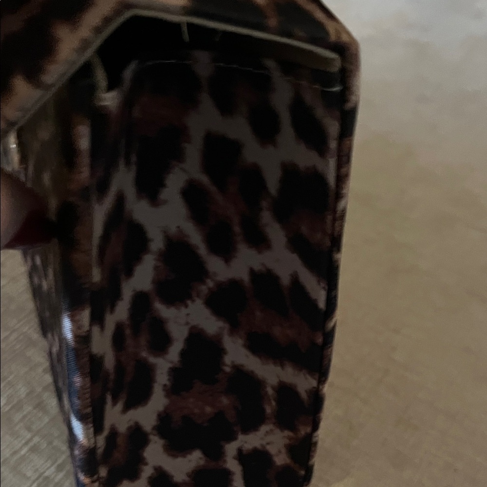 Leopard Print Clutch with Tortoiseshell Handles - Picture 9 of 11